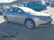 2016 Chrysler 200 Touring z VIN 1C3CCCFB4GN183760, wystawiony jako IAAI lot #41435488 z przebiegiem 193 842 mil mil oraz . Historia ofert i sprzedaży dostępna na DreamBid. Obrazek 1.