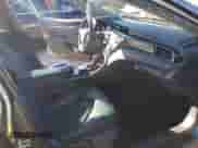 2019 Toyota Camry SE z VIN 4T1B11HK9KU259594, wystawiony jako IAAI lot #43482552 z przebiegiem 112 600 mil mil oraz . Historia ofert i sprzedaży dostępna na DreamBid. Obrazek 5.