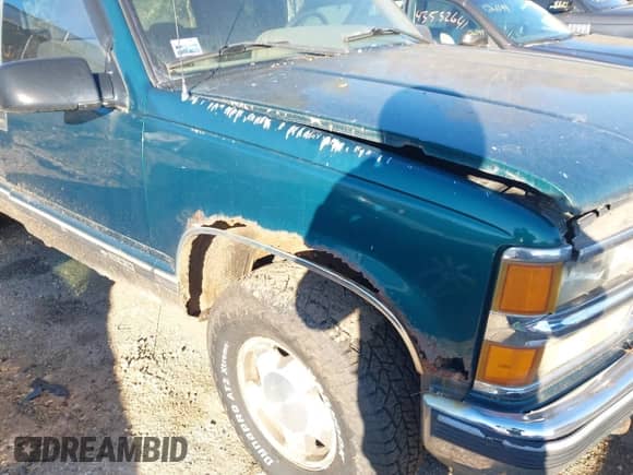 1995 Chevrolet Silverado 1500 with VIN 1GCEK19K8SE239134, listed as a IAAI auction lot 43531159 with 246,479 mi miles and . Bid and sale history available at DreamBid. Image 6.