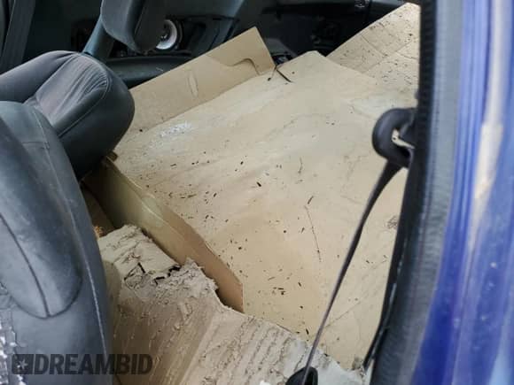 1993 Honda Civic с VIN 2HGEH3380PH537167, выставлен на аукционе Copart как лот 63471125 с пробегом 109 999 миль миль и Списание • Salvage title. История ставок и продаж доступна на DreamBid. Изображение 10.