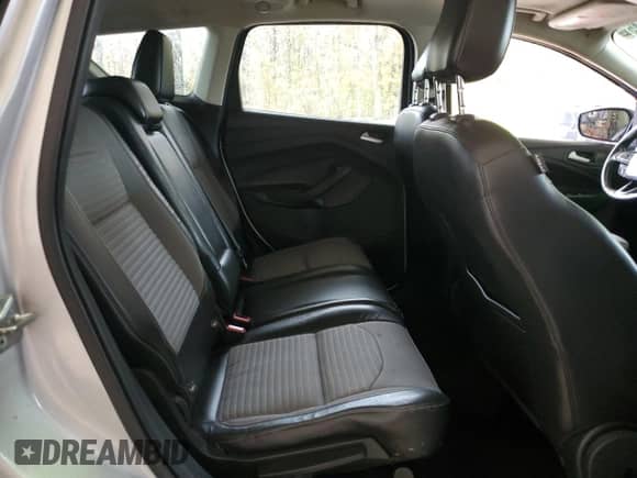 2018 Ford Escape SE z VIN 1FMCU9GD9JUA06268, wystawiony jako Copart lot #90476145 z przebiegiem Nie podano mil oraz Czysty tytuł • Clean title. Historia ofert i sprzedaży dostępna na DreamBid. Obrazek 11.