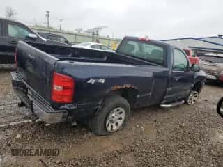 2012 Chevrolet Silverado 1500 Work Truck z VIN 1GCNKPEA0CZ284594, wystawiony jako Copart lot #82706825 z przebiegiem 107 277 mil mil oraz Szkoda całkowita • Salvage title. Historia ofert i sprzedaży dostępna na DreamBid. Obrazek 3.