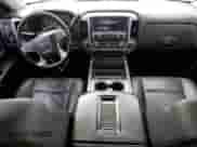 2017 GMC Sierra 1500 SLT z VIN 1GTV2NEJ7HZ348013, wystawiony jako Copart lot #86545954 z przebiegiem 100 463 mil mil oraz Szkoda całkowita • Salvage title. Historia ofert i sprzedaży dostępna na DreamBid. Obrazek 8.