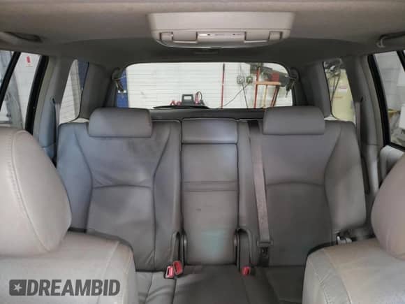 2006 Toyota Highlander Sport z VIN JTEEP21AX60185716, wystawiony jako Copart lot #90733825 z przebiegiem 239 910 mil mil oraz Czysty tytuł • Clean title. Historia ofert i sprzedaży dostępna na DreamBid. Obrazek 10.