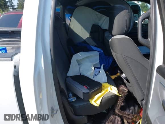 2022 Ram 1500 Big Horn z VIN 1C6RREBT5NN273048, wystawiony jako IAAI lot #42229009 z przebiegiem 58 448 mil mil oraz . Historia ofert i sprzedaży dostępna na DreamBid. Obrazek 8.