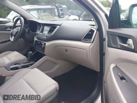 2018 Hyundai Tucson Sport с VIN KM8J33AL4JU802594, выставлен на аукционе IAAI как лот 42456978 с пробегом 47 539 миль миль и . История ставок и продаж доступна на DreamBid. Изображение 5.