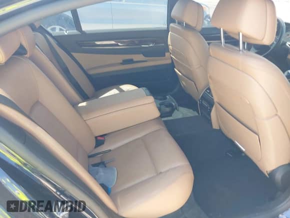 2013 BMW 7 Series 740Li with VIN WBAYE4C57DD137158, listed as a IAAI auction lot 42674845 with 117,567 mi miles and . Bid and sale history available at DreamBid. Image 8.