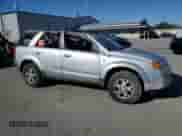 2004 Saturn VUE V6 z VIN 5GZCZ53414S877622, wystawiony jako Copart lot #72839974 z przebiegiem 128 202 mil mil oraz Szkoda całkowita • Salvage title. Historia ofert i sprzedaży dostępna na DreamBid. Obrazek 4.