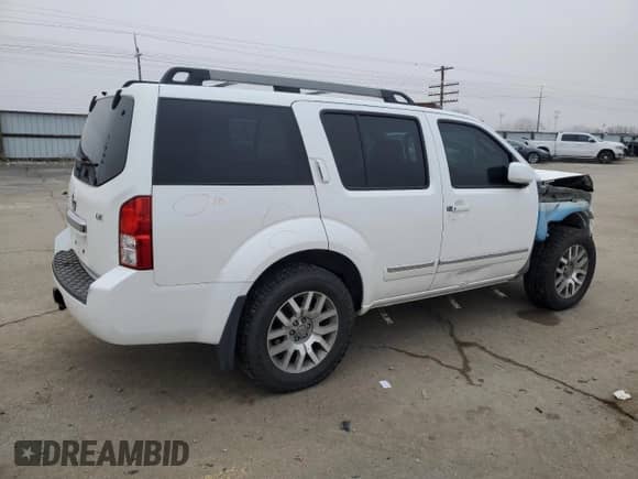 2009 Nissan Pathfinder LE with VIN 5N1AR18B19C613483, listed as a Copart auction lot 83203194 with Not provided miles and Salvage title. Bid and sale history available at DreamBid. Image 3.