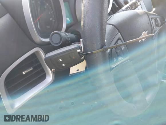 2015 Chevrolet Equinox LS z VIN 2GNFLEEK3F6233645, wystawiony jako IAAI lot #43382973 z przebiegiem 91 189 mil mil oraz . Historia ofert i sprzedaży dostępna na DreamBid. Obrazek 11.