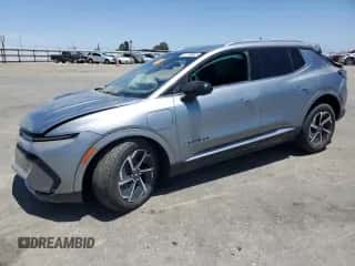 2024 Chevrolet Equinox EV LT z VIN 3GN7DLRP7RS292618, wystawiony jako Copart lot #61780945 z przebiegiem 9 372 mil mil oraz Szkoda całkowita • Salvage title. Historia ofert i sprzedaży dostępna na DreamBid. Obrazek 1.