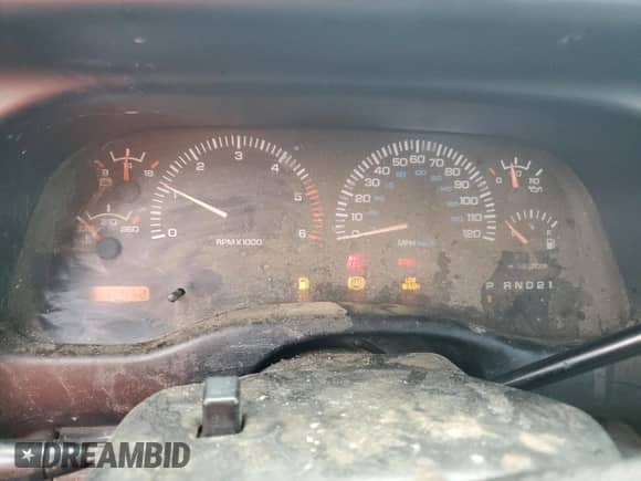 1997 Dodge Dakota с VIN 1B7FL26X9VS201893, выставлен на аукционе Copart как лот 57107225 с пробегом 117 652 миль миль и Списание • Salvage title. История ставок и продаж доступна на DreamBid. Изображение 9.