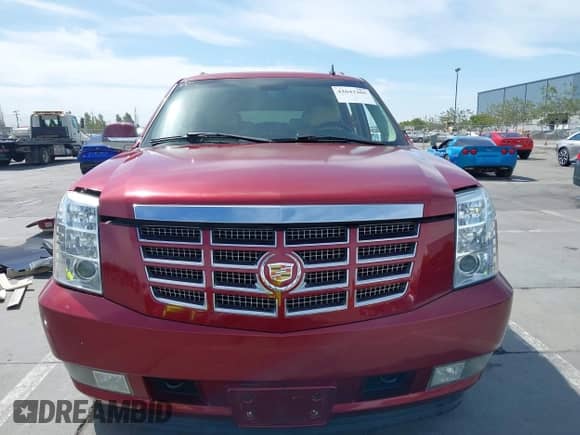 2008 Cadillac Escalade ESV с VIN 1GYFK66888R160245, выставлен на аукционе IAAI как лот 42642205 с пробегом 163 669 миль миль и . История ставок и продаж доступна на DreamBid. Изображение 13.