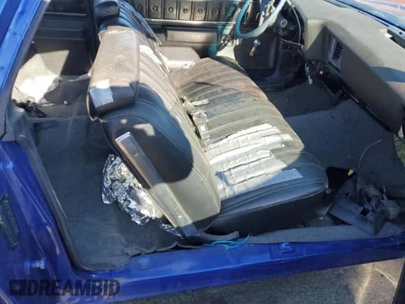 1977 Chevrolet Malibu с VIN 1D37L7Z468916, выставлен на аукционе Copart как лот 78491243 с пробегом Не указан миль и На запчасти • Non repairable. История ставок и продаж доступна на DreamBid. Изображение 10.