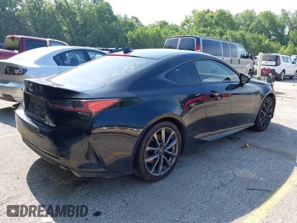 2019 Lexus RC 300 z VIN JTHHA5BC1K5010352, wystawiony jako IAAI lot #42413621 z przebiegiem 28 456 mil mil oraz . Historia ofert i sprzedaży dostępna na DreamBid. Obrazek 4.