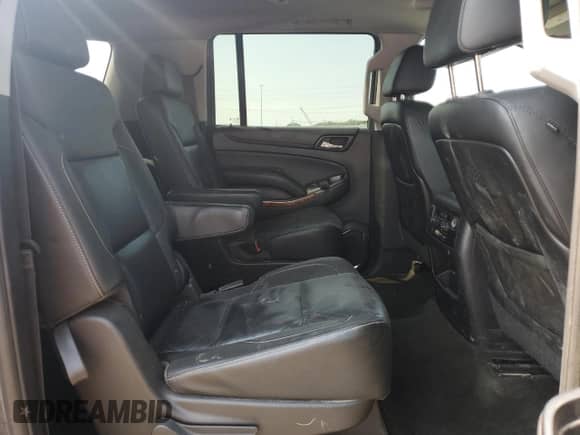 2015 Chevrolet Suburban LTZ z VIN 1GNSKKKC9FR746500, wystawiony jako Copart lot #67736515 z przebiegiem 215 252 mil mil oraz Szkoda całkowita • Salvage title. Historia ofert i sprzedaży dostępna na DreamBid. Obrazek 11.