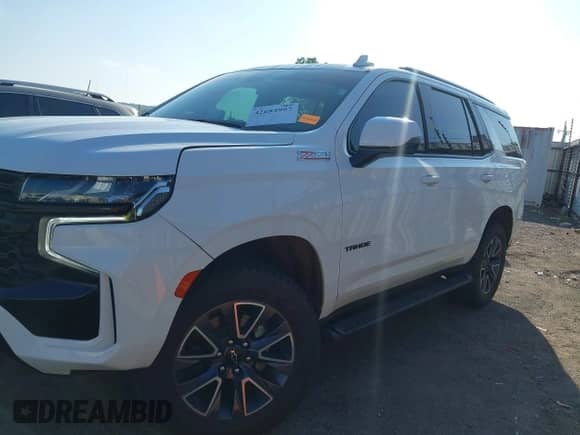 2024 Chevrolet Tahoe Z71 с VIN 1GNSKPKD6RR303554, выставлен на аукционе IAAI как лот 42684997 с пробегом 35 252 миль миль и . История ставок и продаж доступна на DreamBid. Изображение 14.