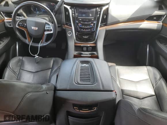 2020 Cadillac Escalade ESV Premium Luxury с VIN 1GYS4JKJ9LR283288, выставлен на аукционе Copart как лот 60517225 с пробегом 52 370 миль миль и Списание • Salvage title. История ставок и продаж доступна на DreamBid. Изображение 8.