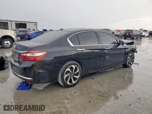 2016 Honda Accord EX-L z VIN 1HGCR3F85GA017738, wystawiony jako Copart lot #82163335 z przebiegiem 183 105 mil mil oraz Szkoda całkowita • Salvage title. Historia ofert i sprzedaży dostępna na DreamBid. Obrazek 3.