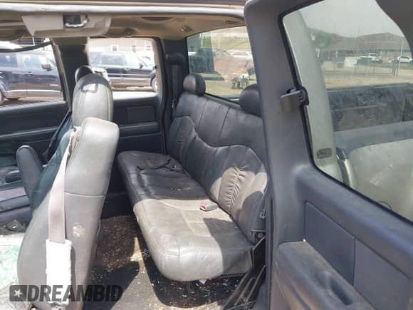 2000 Chevrolet Silverado 1500 LS с VIN 2GCEK19T0Y1310653, выставлен на аукционе IAAI как лот 42001421 с пробегом Не указан миль и . История ставок и продаж доступна на DreamBid. Изображение 8.