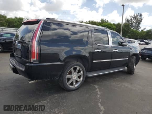 2014 Cadillac Escalade ESV Luxury с VIN 1GYS4HEF8ER211646, выставлен на аукционе Copart как лот 61066035 с пробегом 218 137 миль миль и Чистый • Clean title. История ставок и продаж доступна на DreamBid. Изображение 3.