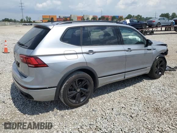 2024 Volkswagen Tiguan SE R-Line Black с VIN 3VVCB7AX8RM054377, выставлен на аукционе Copart как лот 65783505 с пробегом 20 442 миль миль и Списание • Salvage title. История ставок и продаж доступна на DreamBid. Изображение 3.