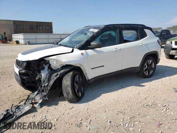 2018 Jeep Compass Trailhawk with VIN 3C4NJDDB6JT184998, listed as a Copart auction lot 67400415 with Not provided miles and Salvage title. Bid and sale history available at DreamBid. Image 1.