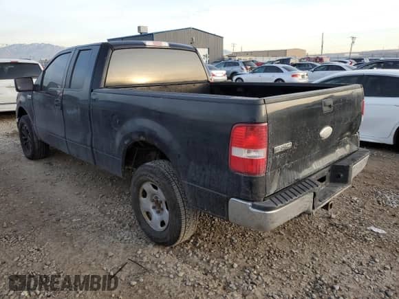 2007 Ford F-150 XLT z VIN 1FTPX14V87FB33280, wystawiony jako Copart lot #84308274 z przebiegiem 162 126 mil mil oraz Czysty tytuł • Clean title. Historia ofert i sprzedaży dostępna na DreamBid. Obrazek 2.