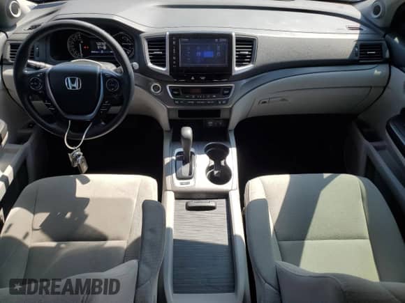 2017 Honda Pilot EX with VIN 5FNYF6H39HB013569, listed as a Copart auction lot 71841185 with 200,737 mi miles and Clean title. Bid and sale history available at DreamBid. Image 8.