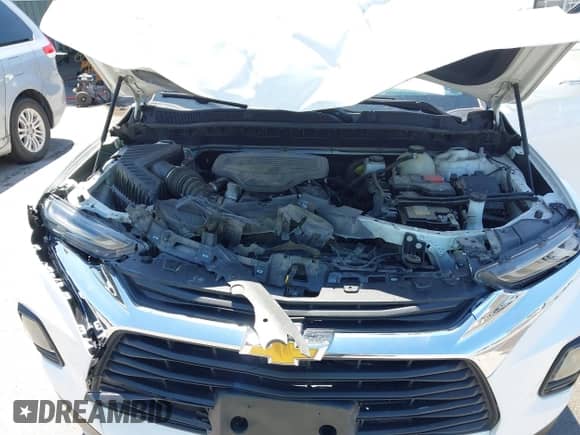 2020 Chevrolet Blazer LT с VIN 3GNKBHRS7LS566540, выставлен на аукционе IAAI как лот 42724299 с пробегом 67 815 миль миль и . История ставок и продаж доступна на DreamBid. Изображение 10.