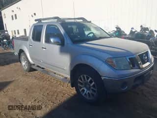 2011 Nissan Frontier Pro-4X with VIN 1N6AD0EV2BC439874, listed as a IAAI auction lot 43563718 with 186,790 mi miles and . Bid and sale history available at DreamBid. Image 1.