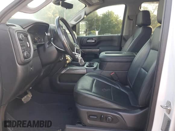 2020 Chevrolet Silverado 3500HD LTZ with VIN 1GC4YUEYXLF120406, listed as a Copart auction lot 71584495 with Not provided miles and Clean title. Bid and sale history available at DreamBid. Image 7.