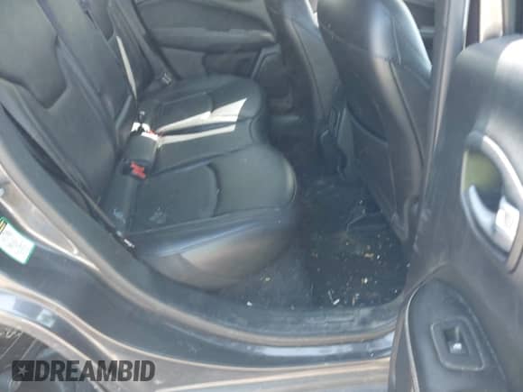 2021 Jeep Compass 80th Anniversary с VIN 3C4NJDEB0MT556774, выставлен на аукционе IAAI как лот 42051877 с пробегом 78 326 миль миль и . История ставок и продаж доступна на DreamBid. Изображение 8.