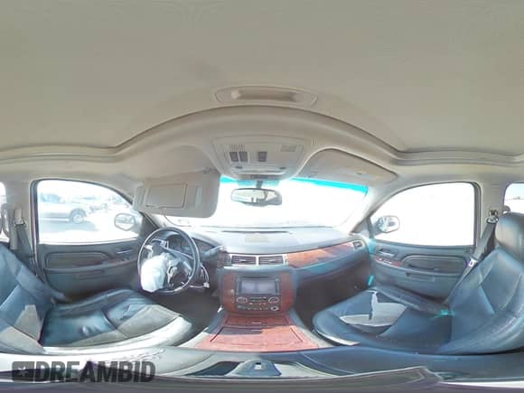 2013 Chevrolet Tahoe LTZ с VIN 1GNSCCE05DR110058, выставлен на аукционе Copart как лот 61679245 с пробегом 230 594 миль миль и Списание • Salvage title. История ставок и продаж доступна на DreamBid. Изображение 15.