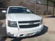 2009 Chevrolet Tahoe 1LT z VIN 1GNEC233X9R303463, wystawiony jako IAAI lot #41277814 z przebiegiem 217 701 mil mil oraz . Historia ofert i sprzedaży dostępna na DreamBid. Obrazek 6.