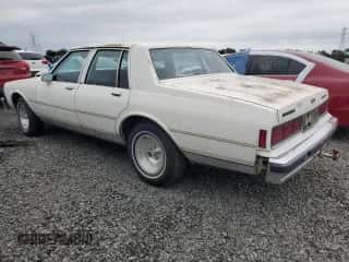 1987 Chevrolet Caprice Classic с VIN 1G1BN51H9H9155948, выставлен на аукционе Copart как лот 83097554 с пробегом 198 984 миль миль и На запчасти • Non repairable. История ставок и продаж доступна на DreamBid. Изображение 2.