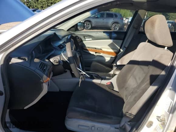 2012 Honda Accord EX with VIN 1HGCP2F76CA012632, listed as a Copart auction lot 84010385 with 243,760 mi miles and Salvage title. Bid and sale history available at DreamBid. Image 7.