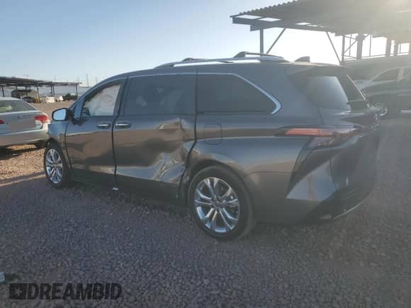 2024 Toyota Sienna Platinum с VIN 5TDERKEC8RS186052, выставлен на аукционе Copart как лот 54362115 с пробегом 14 777 миль миль и Списание • Salvage title. История ставок и продаж доступна на DreamBid. Изображение 2.
