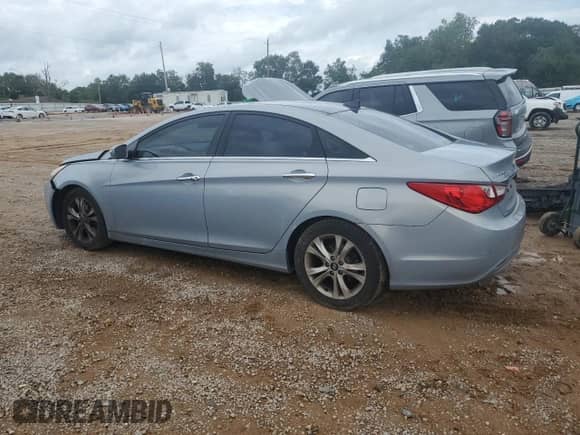 2012 Hyundai Sonata Limited с VIN 5NPEC4AC5CH330091, выставлен на аукционе Copart как лот 83812135 с пробегом 217 793 миль миль и Списание • Salvage title. История ставок и продаж доступна на DreamBid. Изображение 2.