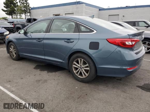 2015 Hyundai Sonata SE с VIN 5NPE24AF3FH056214, выставлен на аукционе Copart как лот 86285075 с пробегом 88 379 миль миль и Чистый • Clean title. История ставок и продаж доступна на DreamBid. Изображение 2.