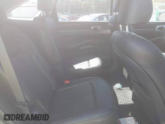 2022 Kia Sorento S with VIN KNDRG4LG0N5081238, listed as a IAAI auction lot 43106628 with 58,188 mi miles and . Bid and sale history available at DreamBid. Image 8.