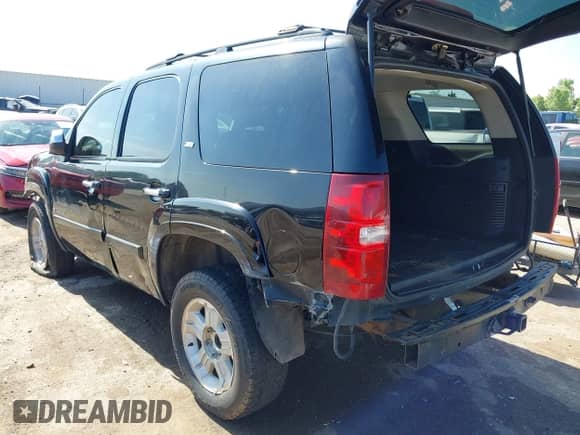 2007 Chevrolet Tahoe LT с VIN 1GNFK13097R401940, выставлен на аукционе IAAI как лот 42557177 с пробегом 194 297 миль миль и . История ставок и продаж доступна на DreamBid. Изображение 3.