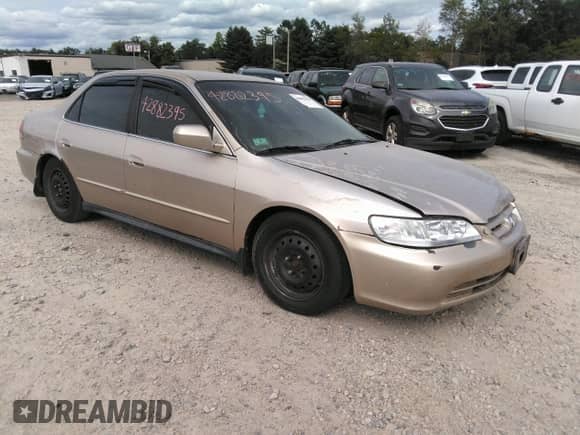 2001 Honda Accord LX z VIN 1HGCG66561A056245, wystawiony jako IAAI lot #42882395 z przebiegiem 251 553 mil mil oraz . Historia ofert i sprzedaży dostępna na DreamBid. Obrazek 1.