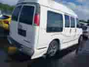 2000 Chevrolet Express Cargo YF7 z VIN 1GBFG15R9Y1183783, wystawiony jako IAAI lot #42715965 z przebiegiem 228 003 mil mil oraz . Historia ofert i sprzedaży dostępna na DreamBid. Obrazek 4.