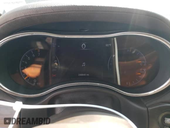 2018 Jeep Grand Cherokee High Altitude with VIN 1C4RJECG6JC110965, listed as a Copart auction lot 67608765 with 200,042 mi miles and Salvage title. Bid and sale history available at DreamBid. Image 9.