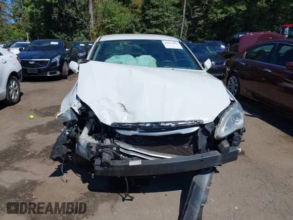 2014 Chrysler 200 LX с VIN 1C3CCBAB3EN205066, выставлен на аукционе IAAI как лот 43123524 с пробегом 195 945 миль миль и . История ставок и продаж доступна на DreamBid. Изображение 13.