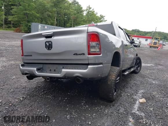 2021 Ram 1500 Big Horn with VIN 1C6SRFFT4MN591114, listed as a IAAI auction lot 43043650 with 146,319 mi miles and . Bid and sale history available at DreamBid. Image 4.