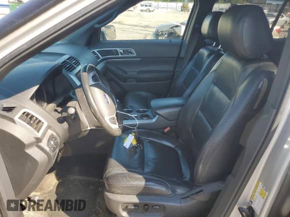 2012 Ford Explorer XLT z VIN 1FMHK7D85CGA23741, wystawiony jako Copart lot #80905155 z przebiegiem 191 307 mil mil oraz Szkoda całkowita • Salvage title. Historia ofert i sprzedaży dostępna na DreamBid. Obrazek 7.