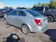 2015 Chevrolet Sonic LT с VIN 1G1JC5SH3F4169130, выставлен на аукционе IAAI как лот 43359004 с пробегом 112 338 миль миль и . История ставок и продаж доступна на DreamBid. Изображение 3.