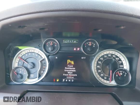 2017 Ram 1500 Big Horn z VIN 1C6RR7LTXHS595541, wystawiony jako IAAI lot #43072095 z przebiegiem 131 579 mil mil oraz . Historia ofert i sprzedaży dostępna na DreamBid. Obrazek 7.